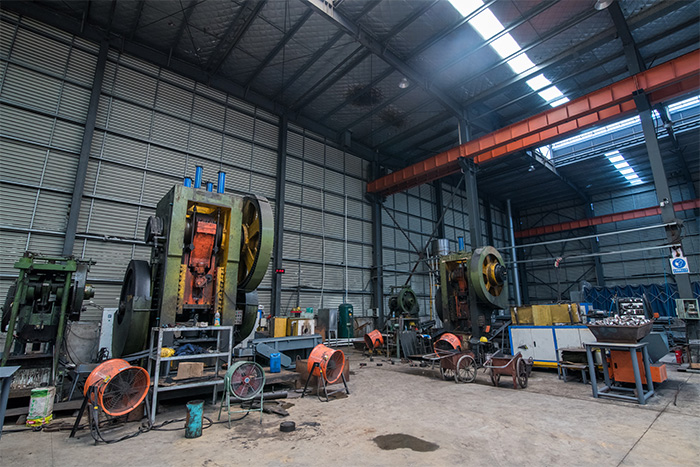 靖江网架配件-锥头加工车间