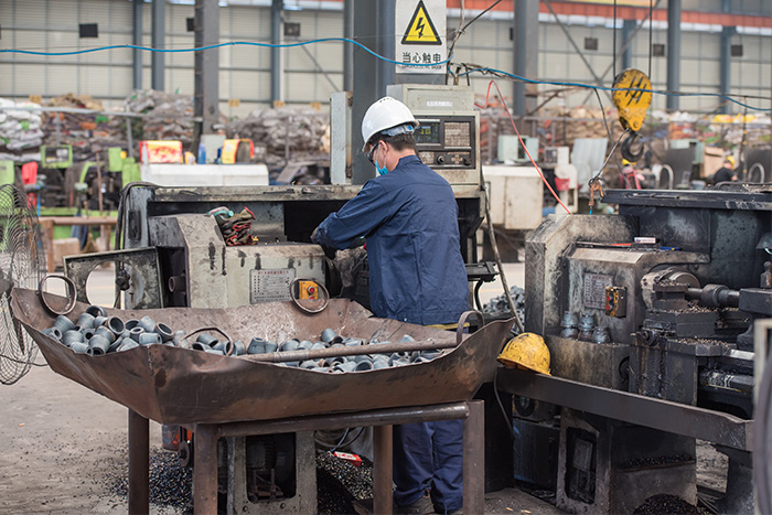 靖江网架锥头车间